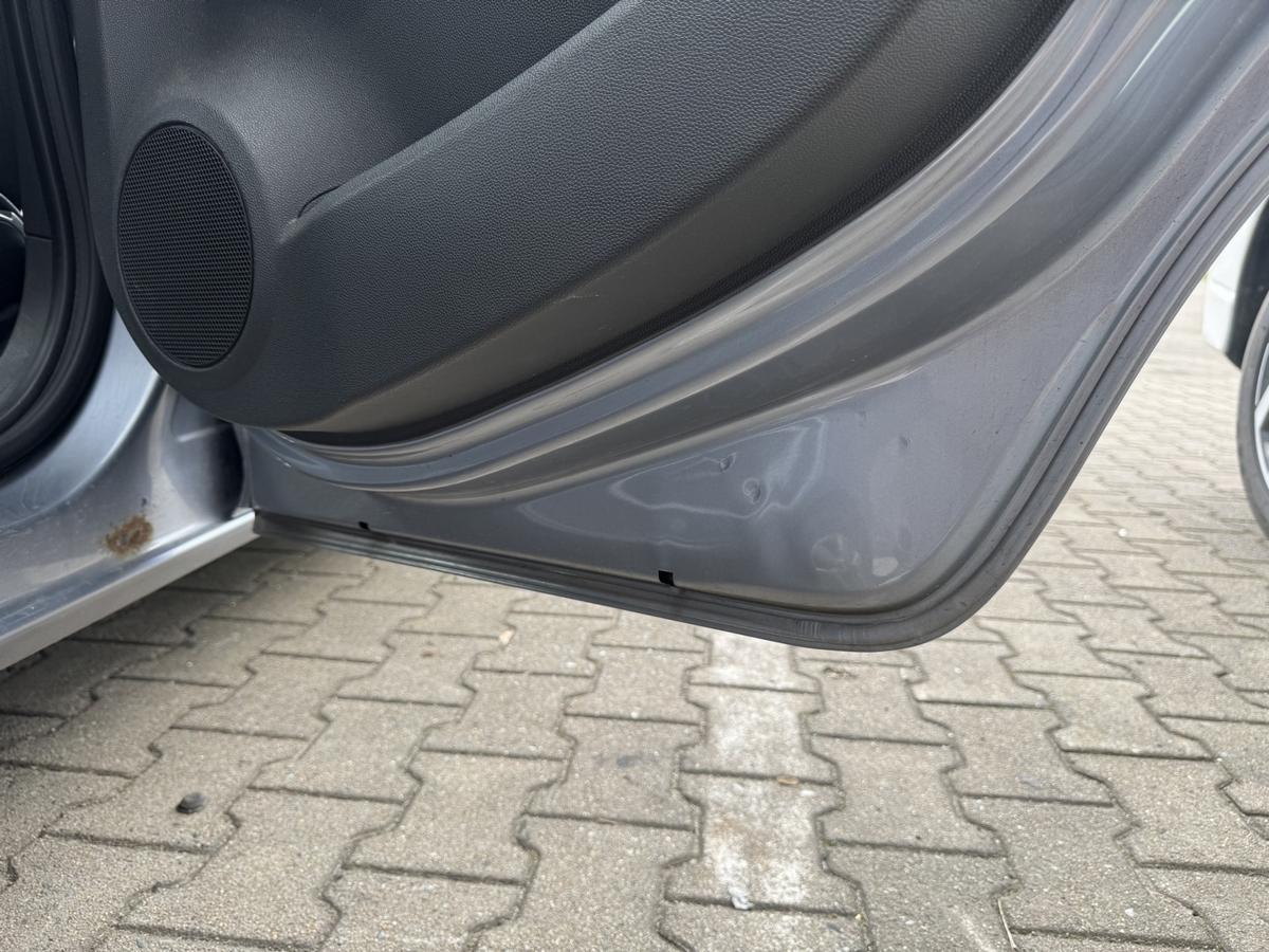 Opel Corsa D original T&uuml;r hinten rechts Z163 Lichtsilber Rohbau Bj.2007